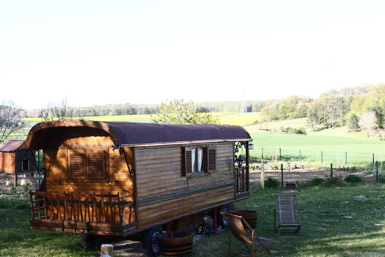 Bed and Breakfast Roulotte Montfee Semezanges Zewnętrze zdjęcie